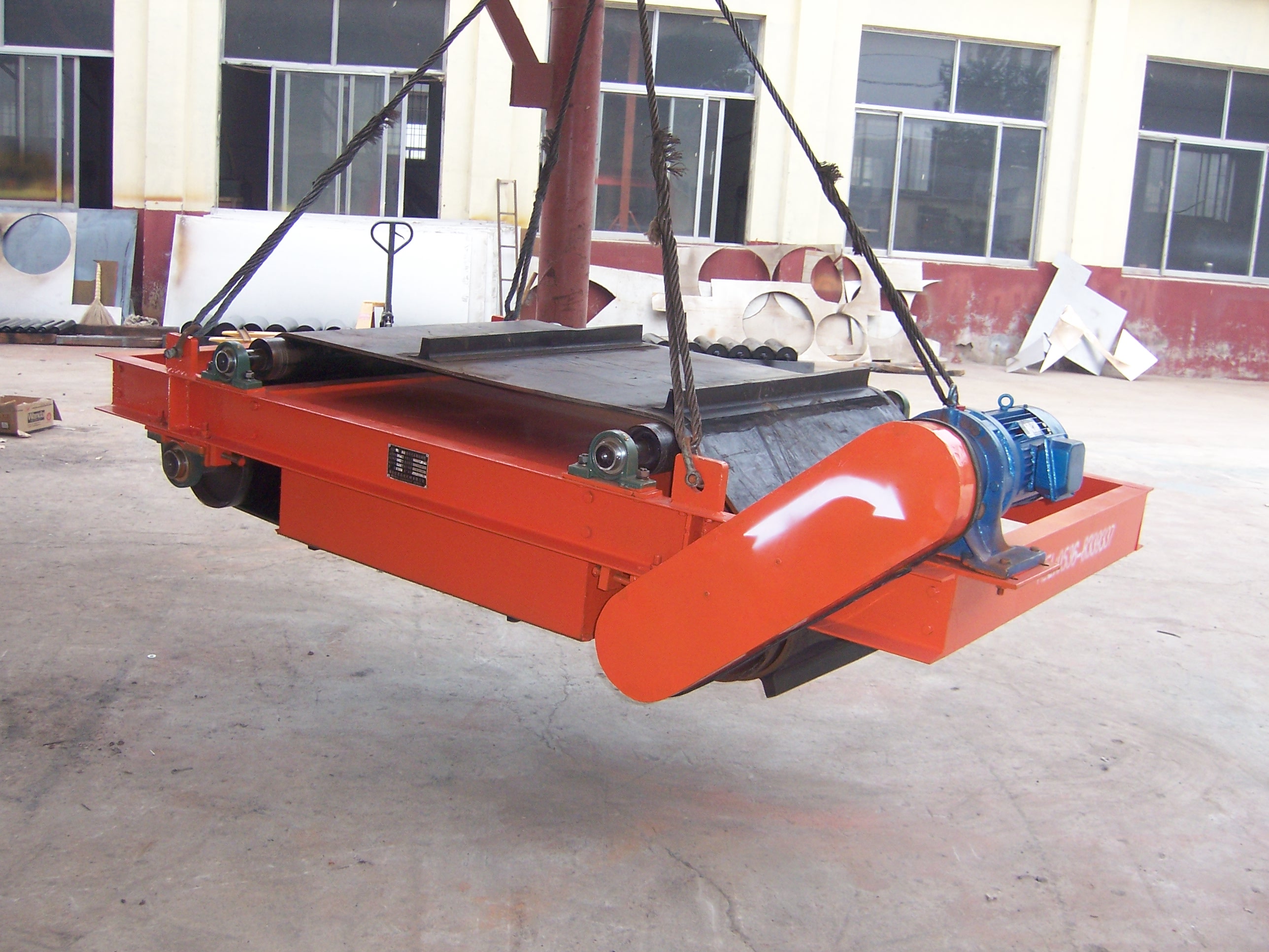 自卸式強磁除鐵器