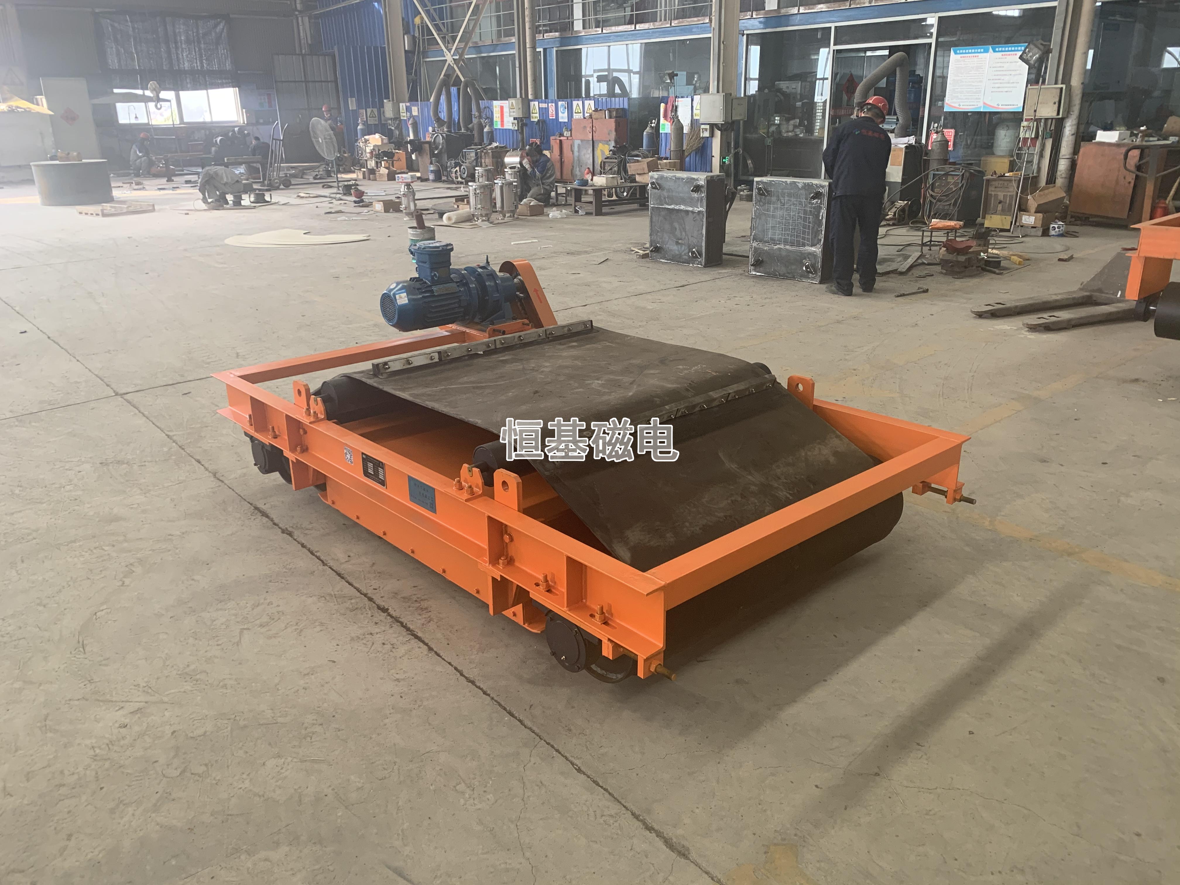 永磁自卸除鐵器